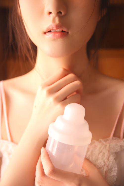 随机特色野外生存PK，团队奋战荒野求生本领，野外生存大挑战 独挑荒野