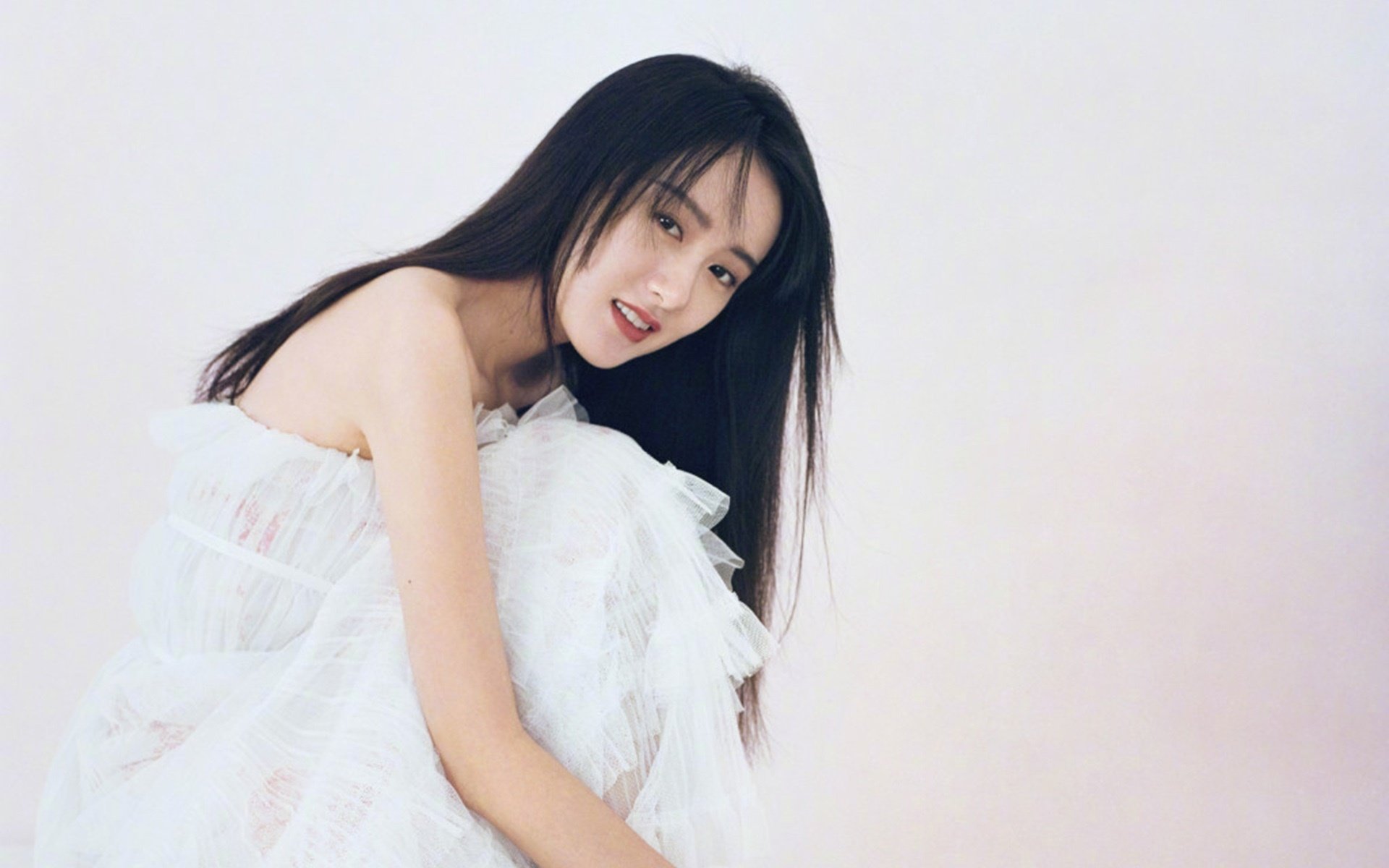 随机华伦西亚队受伤球员回归，士气大振，华伦西亚vs利云特