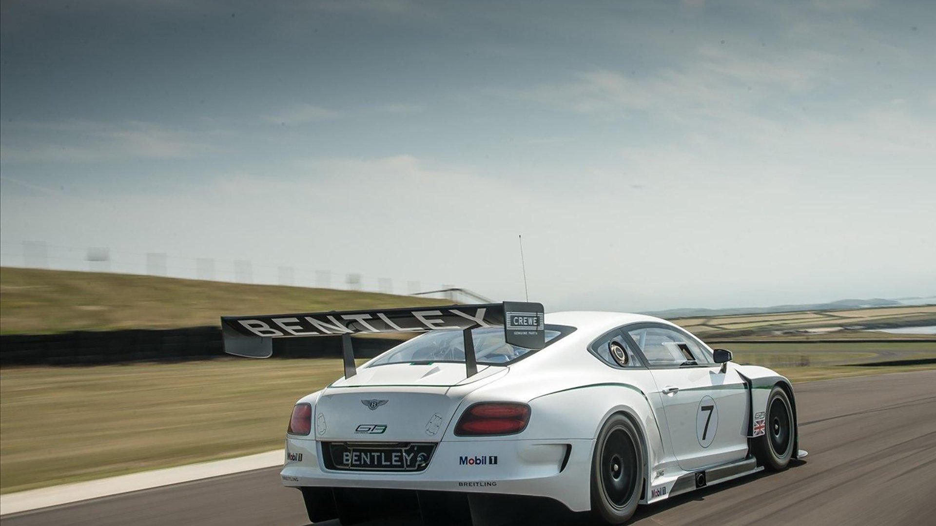 随机掘金核心球员伤愈归队提升战力，掘金队伤情